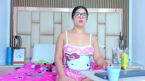 HannaClaire online show from September 25, 7:51 am