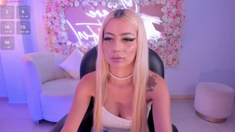  Hanna Connor  online show from January 25, 8:53 pm