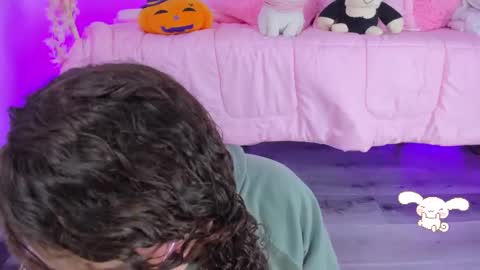 hannacutegod online show from October 3, 6:18 am