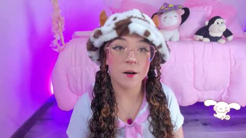 hannacutegod online show from November 10, 4:29 am