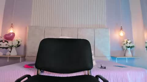 hannadanniels online show from June 20, 3:37 pm