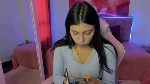 hannah_swet online show from November 12, 12:03 pm