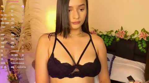 Hannah Williams online show from September 23, 10:52 pm