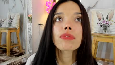 Hannahill69 online show from December 2, 8:48 am