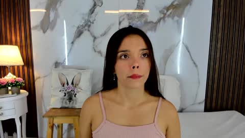 Hannahill69 online show from January 3, 4:11 am