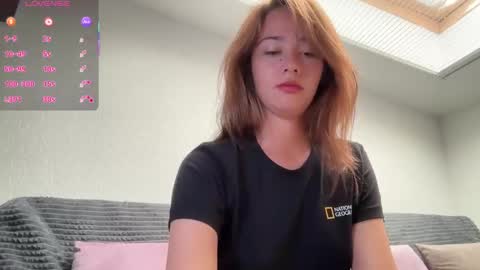 hannahinto online show from October 2, 9:03 am