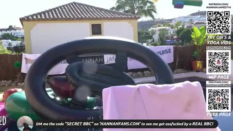 Hannah James online show from November 6, 3:29 pm