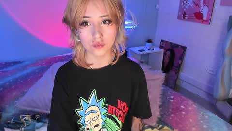 Snapshot of hannahpage chatting on October 4, 3:16 pm Hannah online show from October 4, 3:16 pm