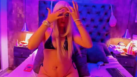 Hannah online show from October 5, 6:35 pm