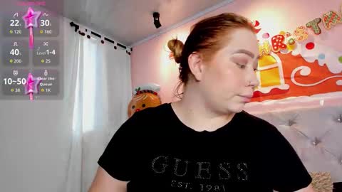 hannamartinn_ online show from December 4, 2:41 pm