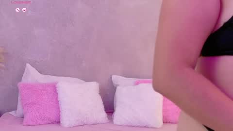 hannaprada1 online show from February 5, 12:08 pm