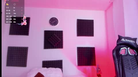 Hanna  online show from September 28, 1:12 am