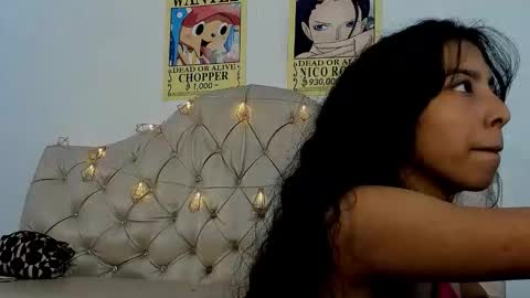 hanny_bomm online show from September 12, 11:34 pm