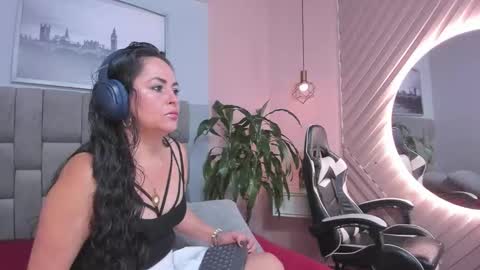 HANNY online show from September 17, 11:30 am