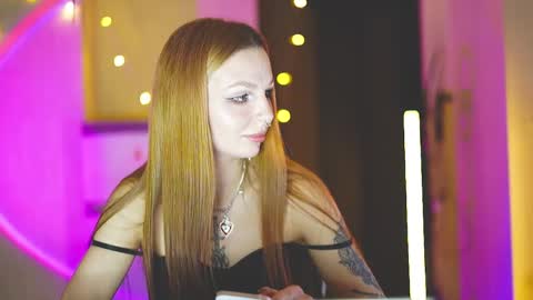 happy_cat_house2 online show from December 5, 7:38 pm