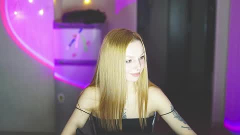 happy_cat_house2 online show from January 30, 6:43 pm