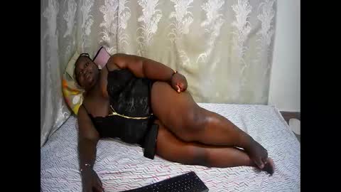 Snapshot of happysonia chatting on October 22, 11:26 am happysonia online show from October 22, 11:26 am