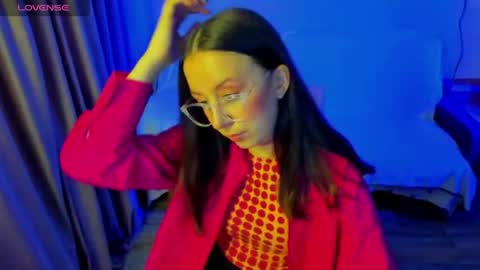 Stephanie online show from July 2, 3:18 pm