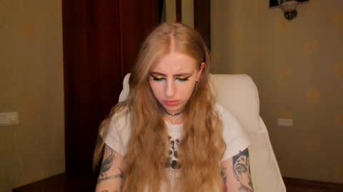 Julia online show from September 10, 6:24 am