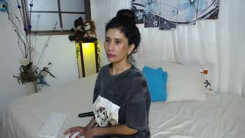 harley_quinns1 online show from February 24, 10:14 pm