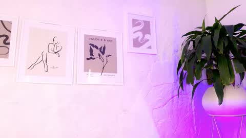 Snapshot of harmonybabe_ chatting on October 31, 10:58 pm Harmony online show from October 31, 10:58 pm