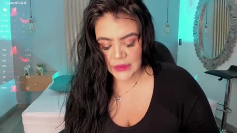 Snapshot of harmonybabe_ chatting on February 25, 8:11 pm Harmony online show from February 25, 8:11 pm