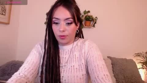 Snapshot of harmonyy01 chatting on March 7, 3:08 am Harmony Please help me to reach 100 thumbs up online show from March 7, 3:08 am