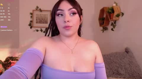 Snapshot of harmonyy01 chatting on September 11, 4:24 am Harmony Please help me to reach 100 thumbs up online show from September 11, 4:24 am