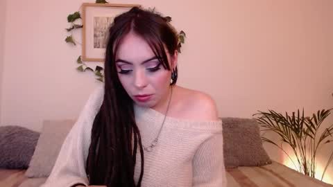 Snapshot of harmonyy01 chatting on February 12, 4:33 am Harmony Please help me to reach 100 thumbs up online show from February 12, 4:33 am
