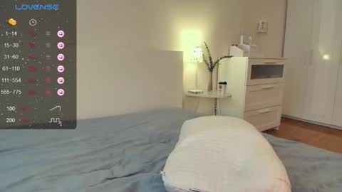 Snapshot of harriell chatting on September 26, 3:15 am Kira online show from September 26, 3:15 am