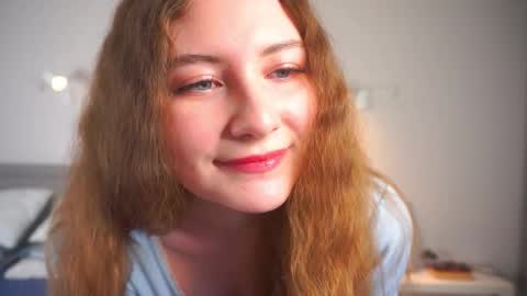 Snapshot of hasta_la_kissy chatting on October 26, 5:36 am Mary online show from October 26, 5:36 am