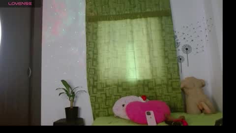 Snapshot of hatenea_queen chatting on September 25, 4:39 pm hatenea_queen online show from September 25, 4:39 pm