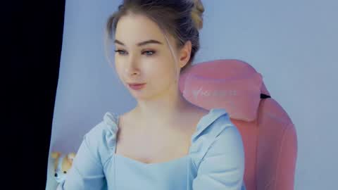 Anna online show from March 25, 7:44 am