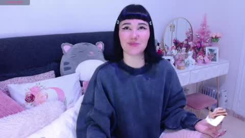 Snapshot of hatzukoi_miaow chatting on February 28, 3:59 am petunia online show from February 28, 3:59 am