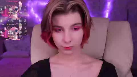 haylaamber online show from March 2, 8:03 pm