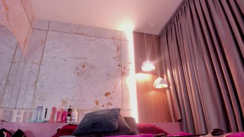 Snapshot of haylenpark chatting on September 25, 11:53 am haylenpark online show from September 25, 11:53 am