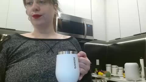 Hazel online show from February 25, 11:47 pm