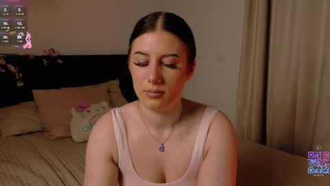 hazelhayess online show from May 23, 5:22 pm