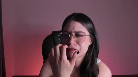 HazelKush online show from October 11, 7:38 pm