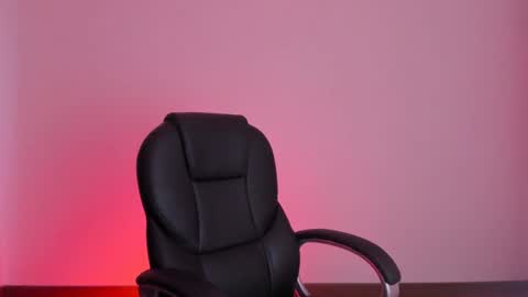 HazelKush online show from September 19, 10:09 pm