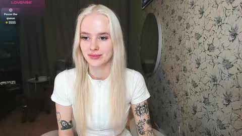 Snapshot of healing__girl chatting on January 12, 9:40 am Valeria online show from January 12, 9:40 am