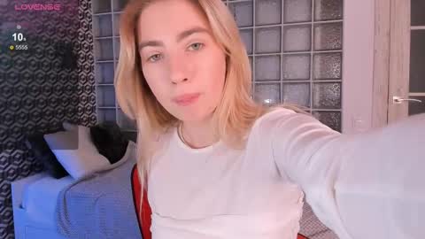 hearty_heart online show from March 11, 7:03 am