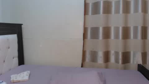 Snapshot of heatherjee chatting on September 13, 1:57 am Heather online show from September 13, 1:57 am