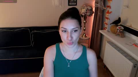 Heaven girl online show from November 6, 11:43 pm