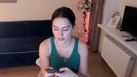 Heaven girl online show from September 23, 7:45 pm