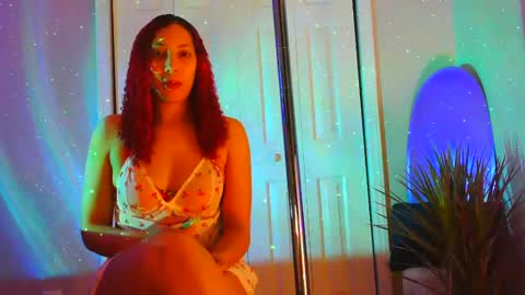 Snapshot of heavenllyy chatting on February 17, 1:58 am Heavenllyy online show from February 17, 1:58 am