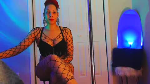 Snapshot of heavenllyy chatting on January 11, 1:16 am Heavenllyy online show from January 11, 1:16 am