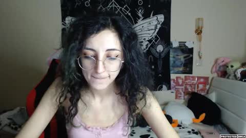 Snapshot of heavenlycreature chatting on March 11, 9:48 pm Diana online show from March 11, 9:48 pm