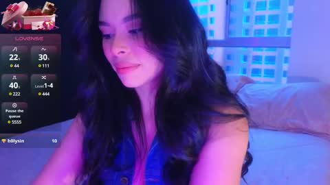 Snapshot of hecate_gh chatting on February 21, 10:59 pm Hecate  online show from February 21, 10:59 pm