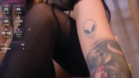 Snapshot of hecate_gh chatting on October 21, 10:14 pm Hecate  online show from October 21, 10:14 pm